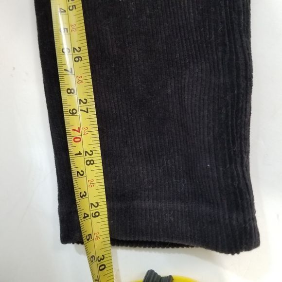 Hue XS stretchy Black corduroy pants - Picture 9 of 11
